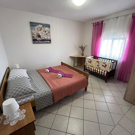 טריבני-קרושיצה Apartmani Mirjana מראה חיצוני תמונה