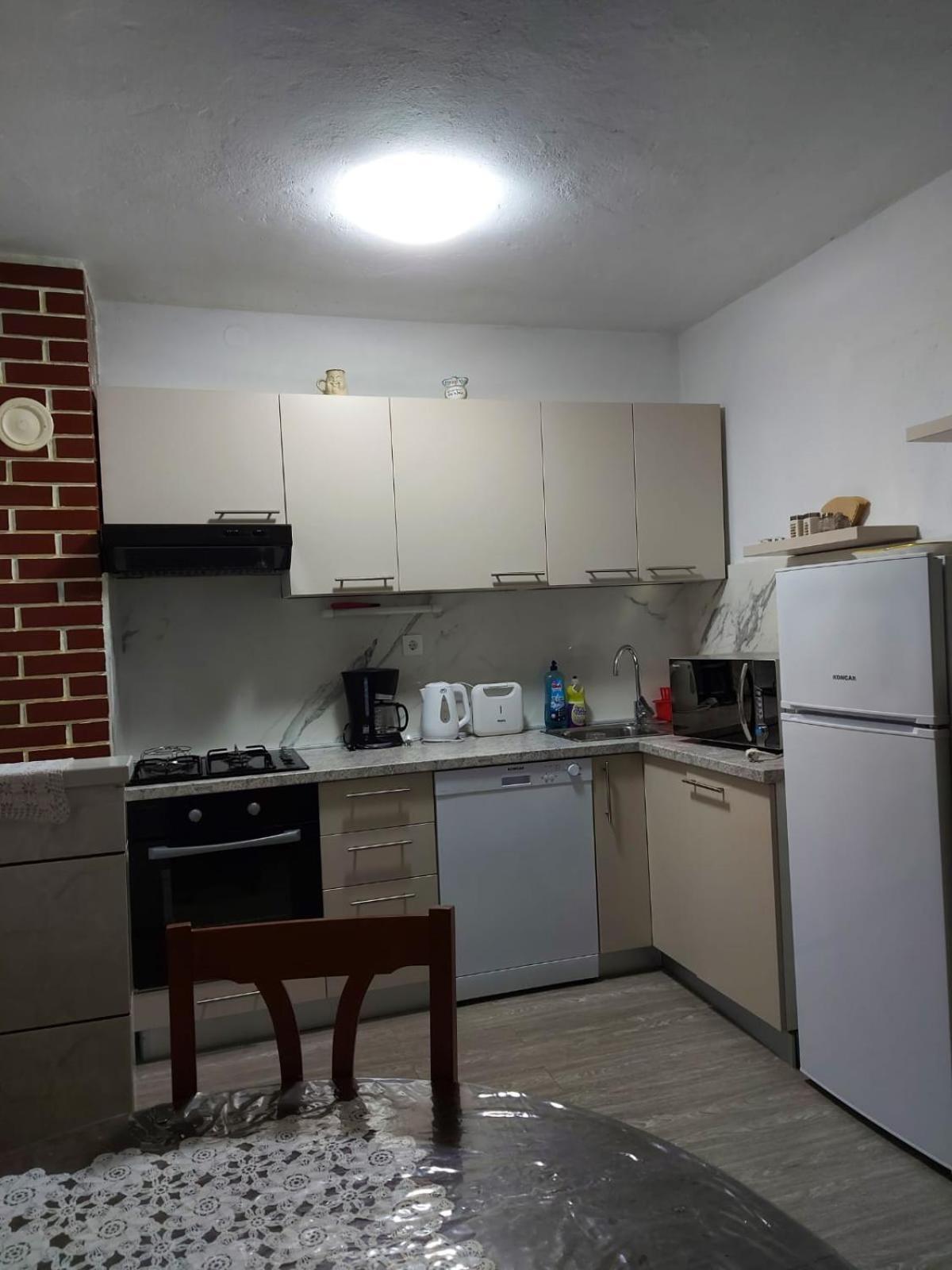 טריבני-קרושיצה Apartmani Mirjana מראה חיצוני תמונה